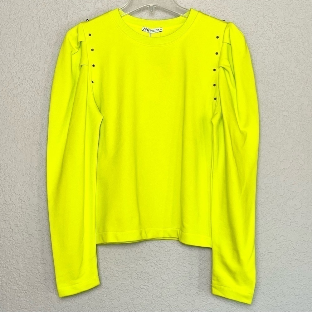 NWT ZARA 80s 90s Neon Long Puffed Sleeve Studded Shoulder Pullover Sweater S - Picture 4 of 7